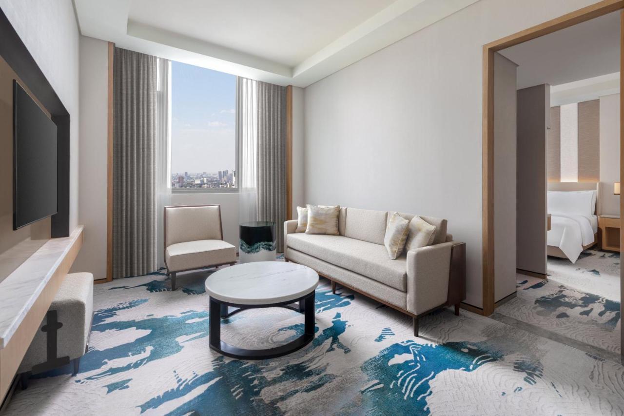 Готель The Westin Manila Pasig City Екстер'єр фото